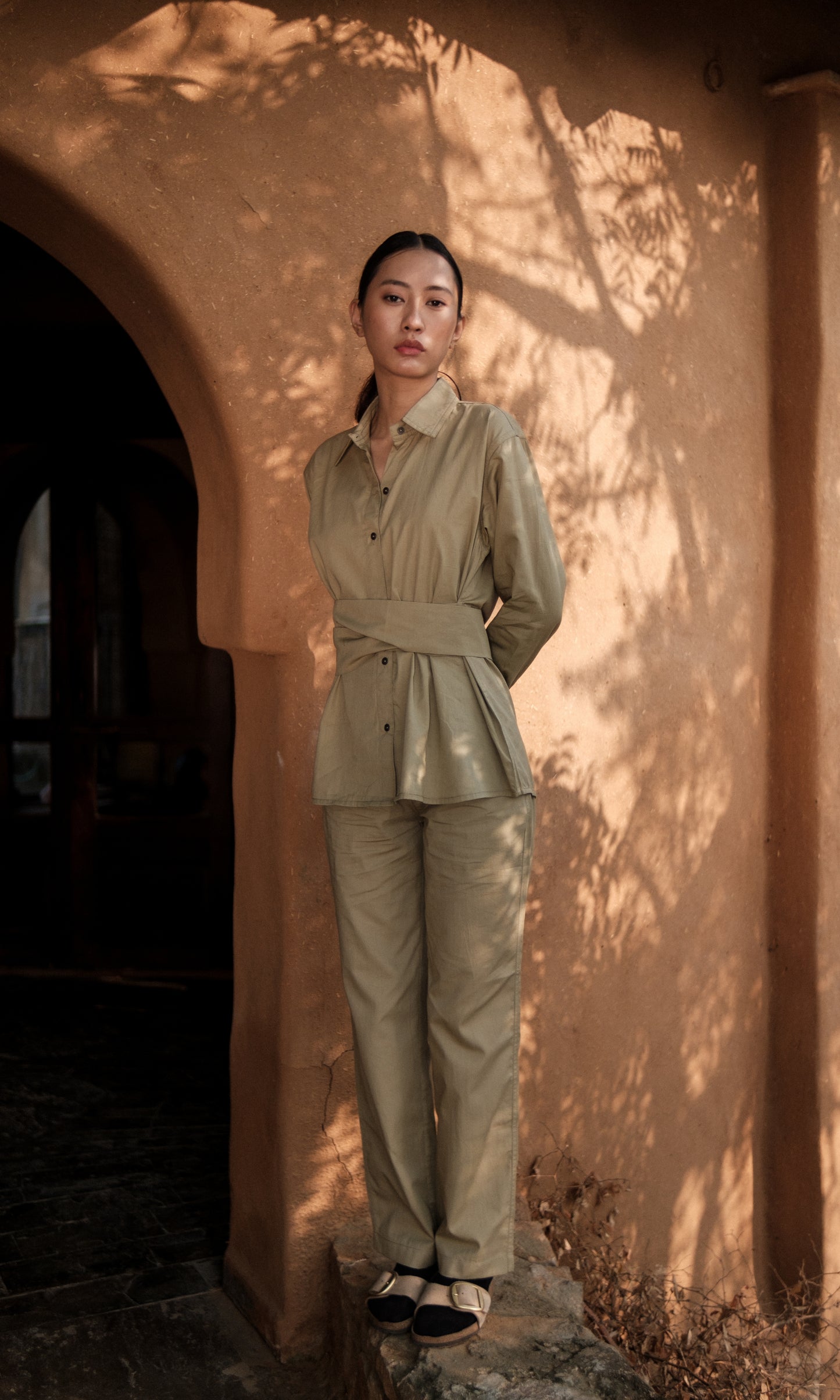 Nara Front knot Shirt Solid-Set