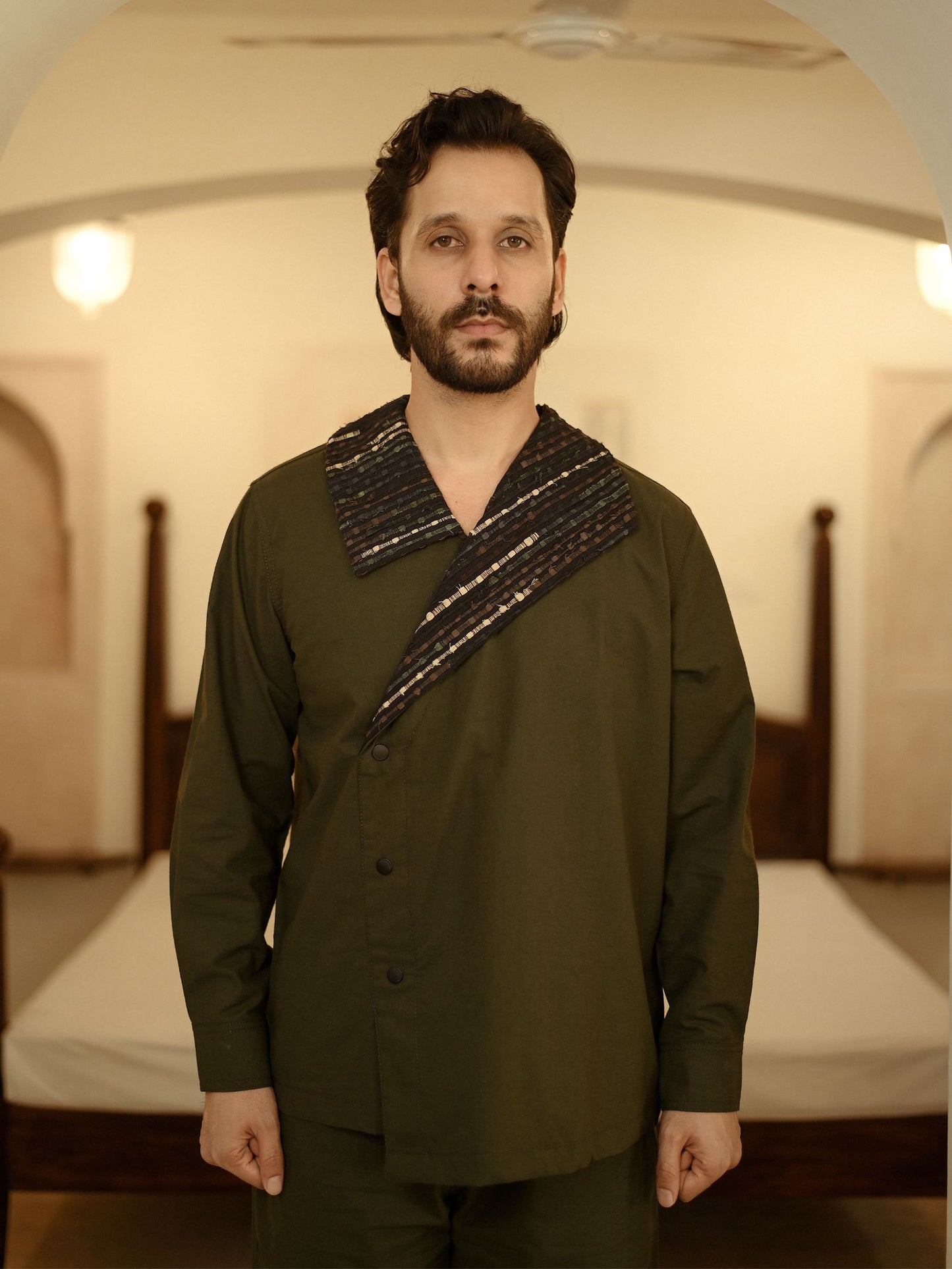 Upcycled Handwoven Arrow collar shirt - Green