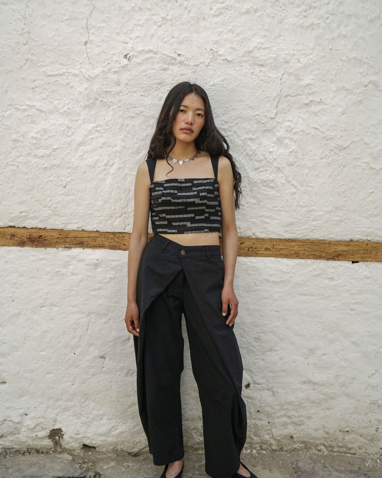 Leh Overlap Trousers – Noir