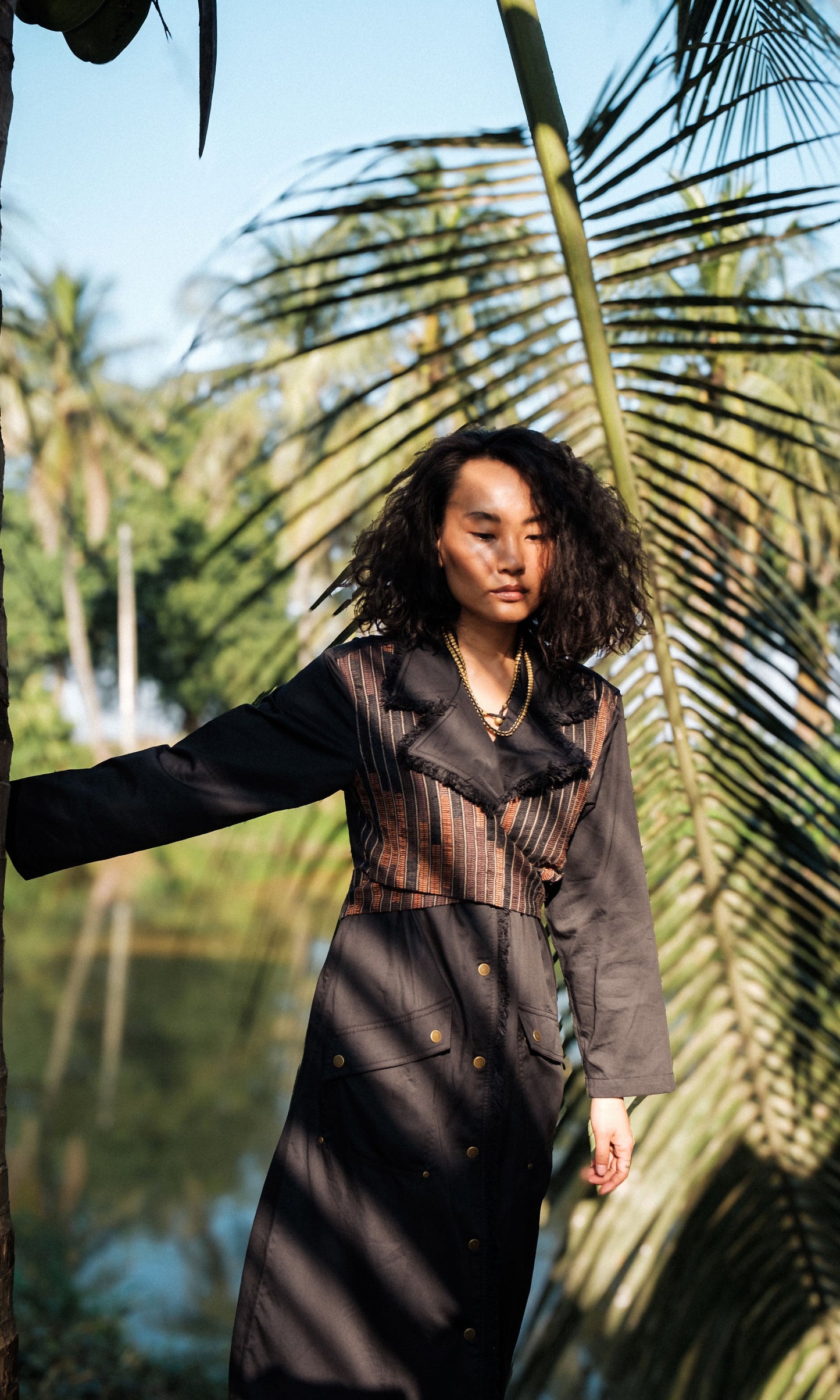 Upcycled Copenhagen Trench - Black Copper
