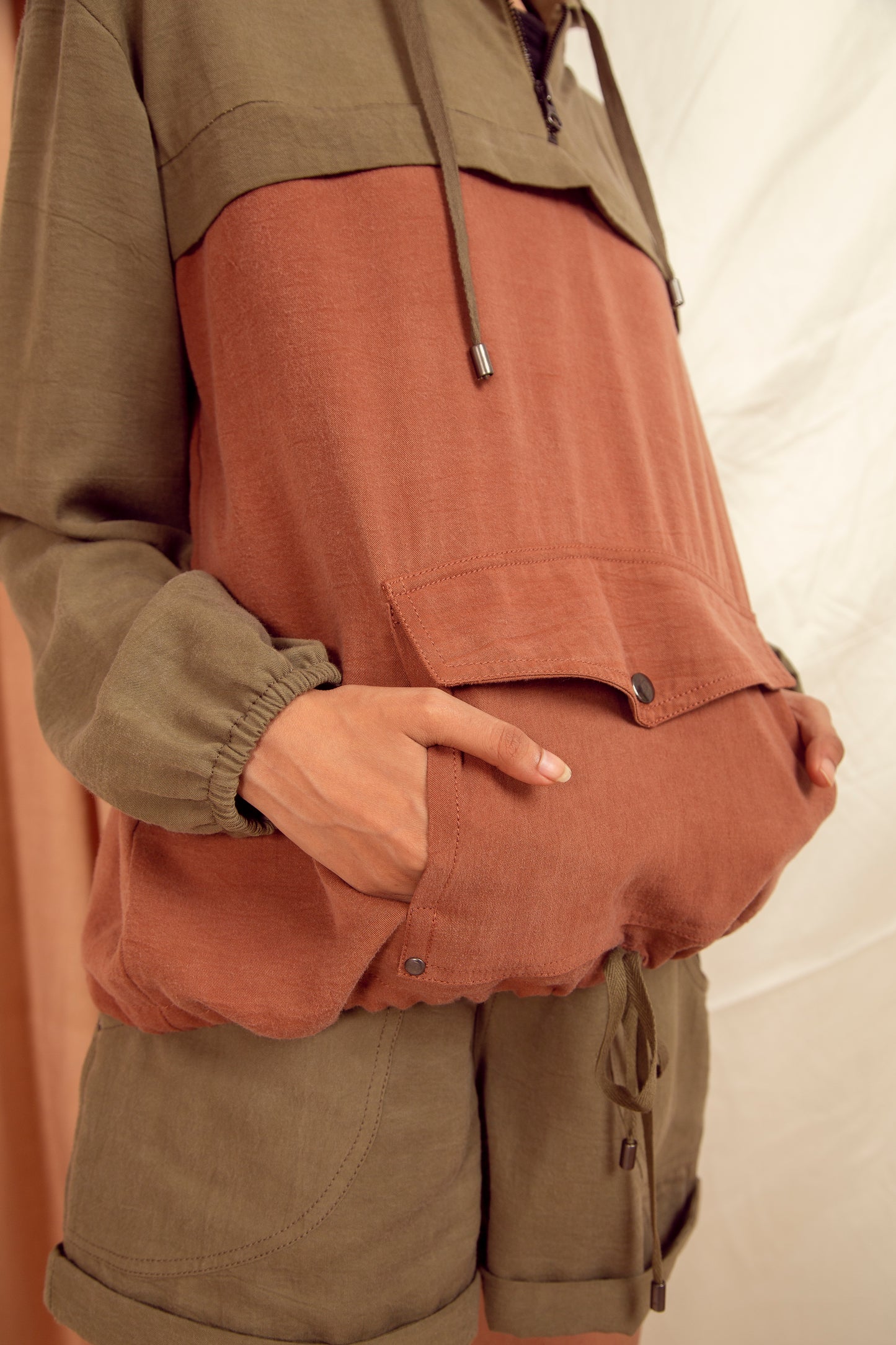 Bombay Oversized Pullover New