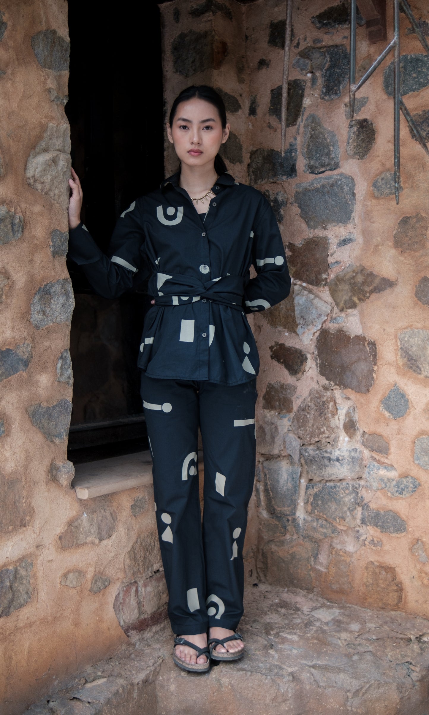 Nara Front knot Shirt Triangular Print-Set