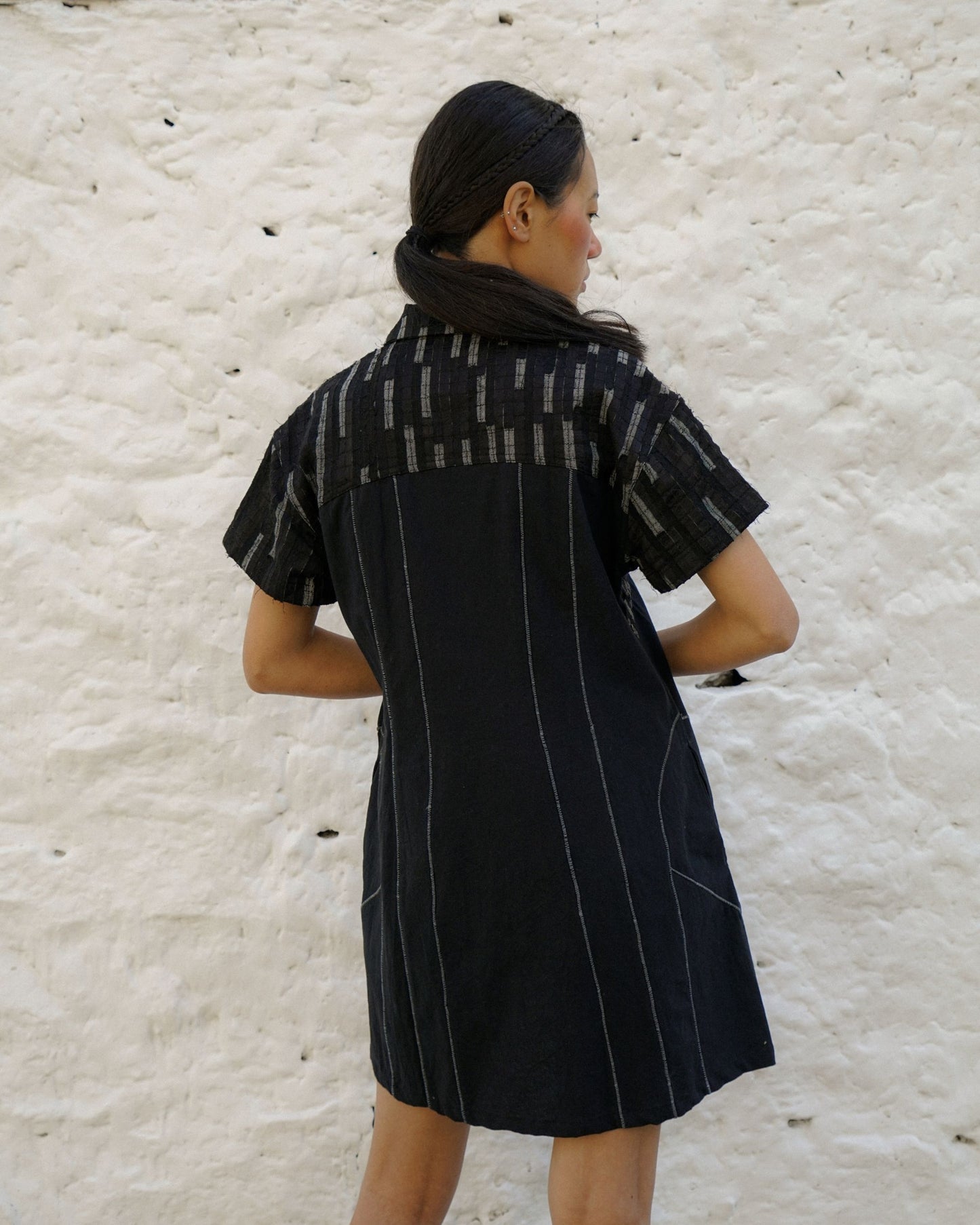 Hunder Textured Dress – Noir