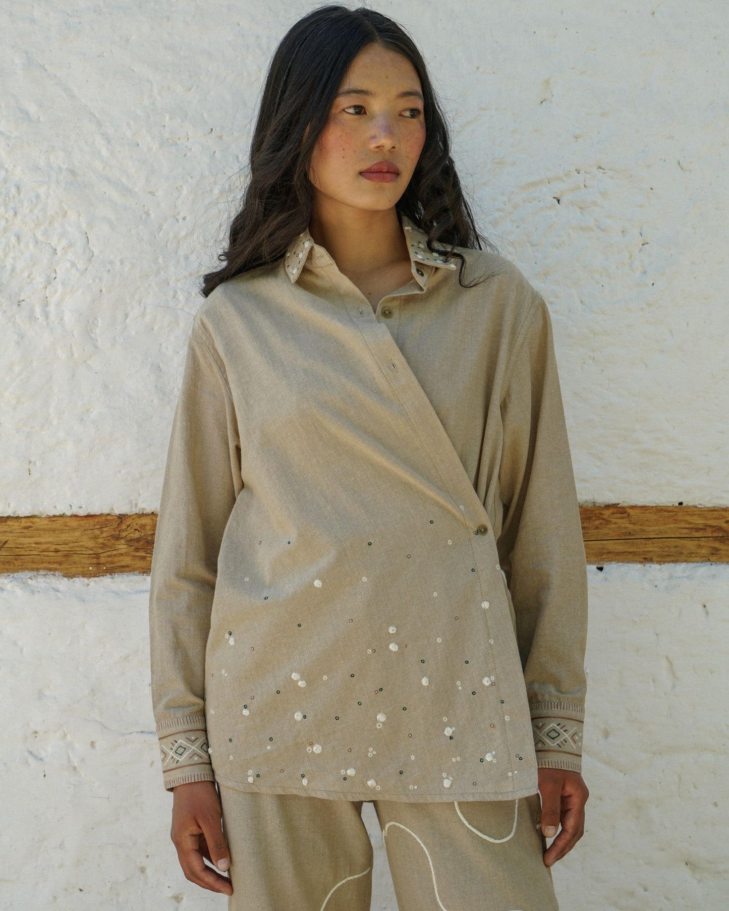 Alchi Wrap Shirt – Sand