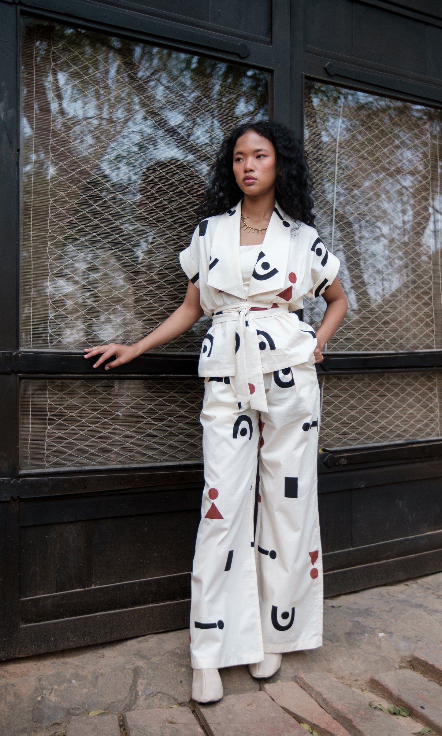 Berlin Shawl Collar Triangular Printed-Set